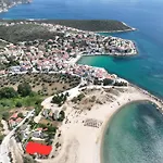 Doukas By The Sea-little Paradise-beachfront アパート Skála Marión