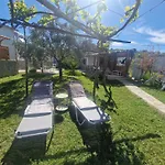 Doukas By The Sea-little Paradise-beachfront アパート