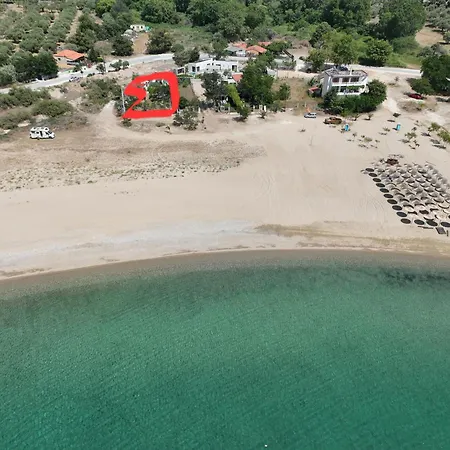 Doukas By The Sea-little Paradise-beachfront Appartement *