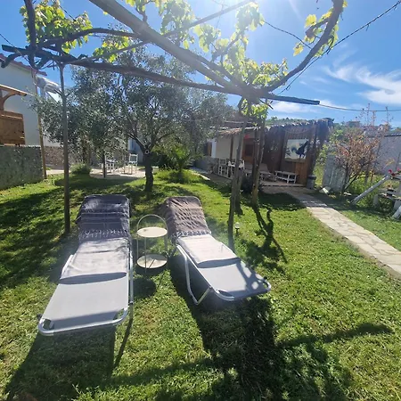 Doukas By The Sea-little Paradise-beachfront Apartman